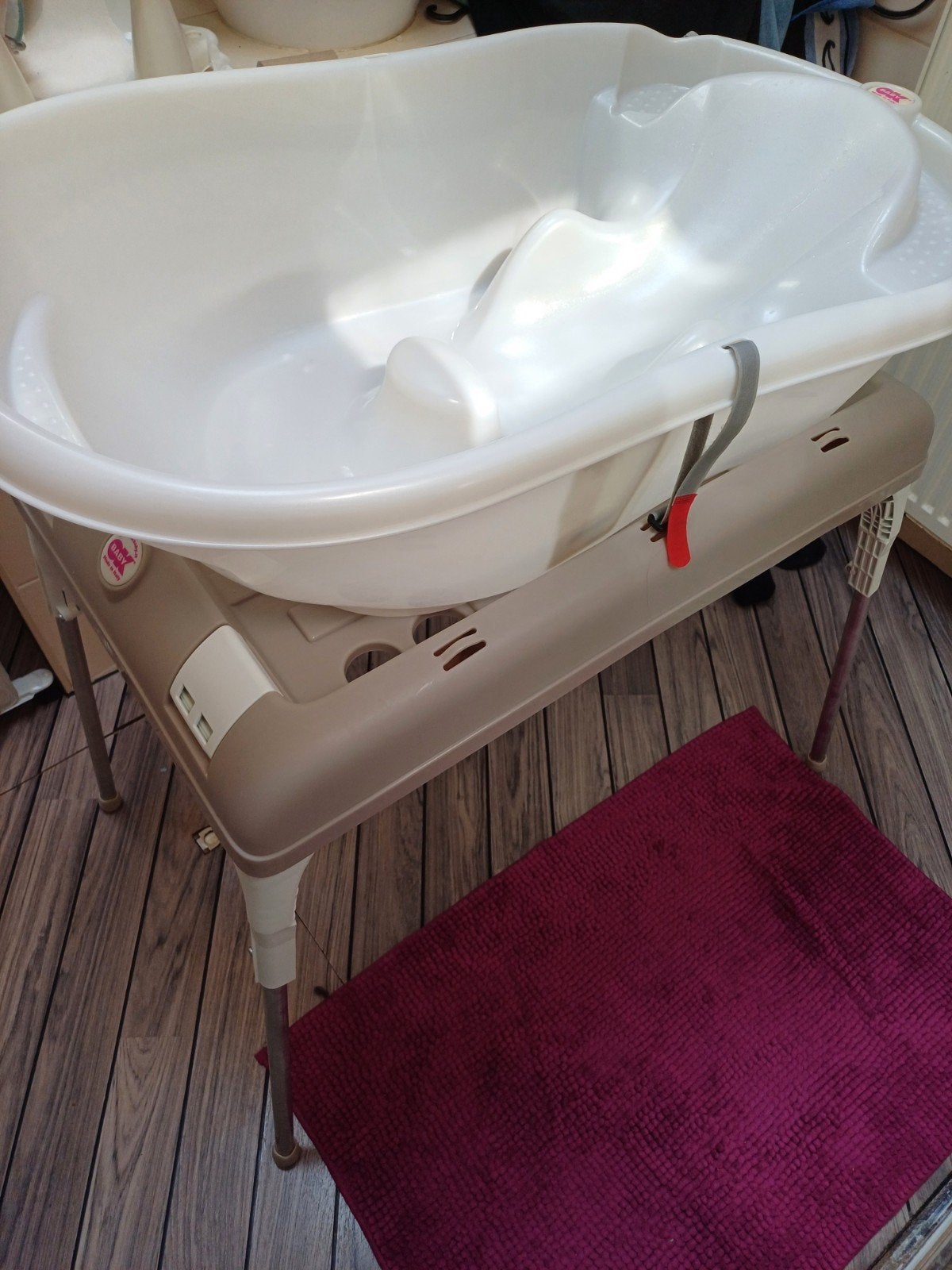 Bains sur pieds 0-2 ans, Enlèvement