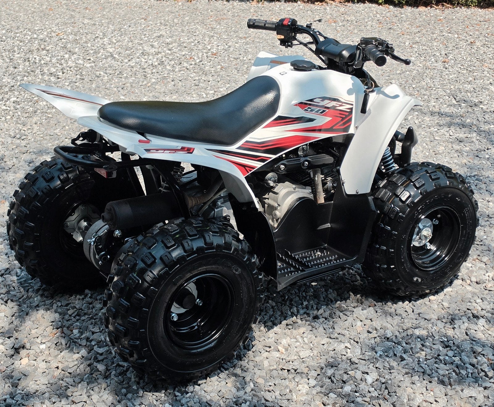 Quad yamaha raptor 50cc état super !!, Motos, Occasion, Jusqu'à 11 kW, Particulier, Moto de cross