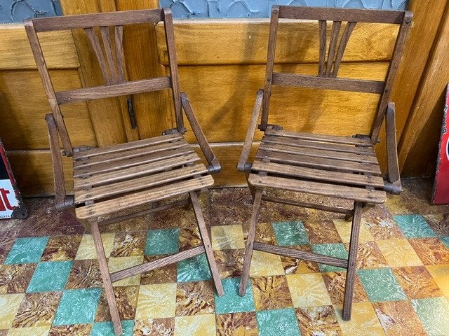2 vintage houten kinder- of poppenstoeltjes, Antiek en Kunst, Ophalen