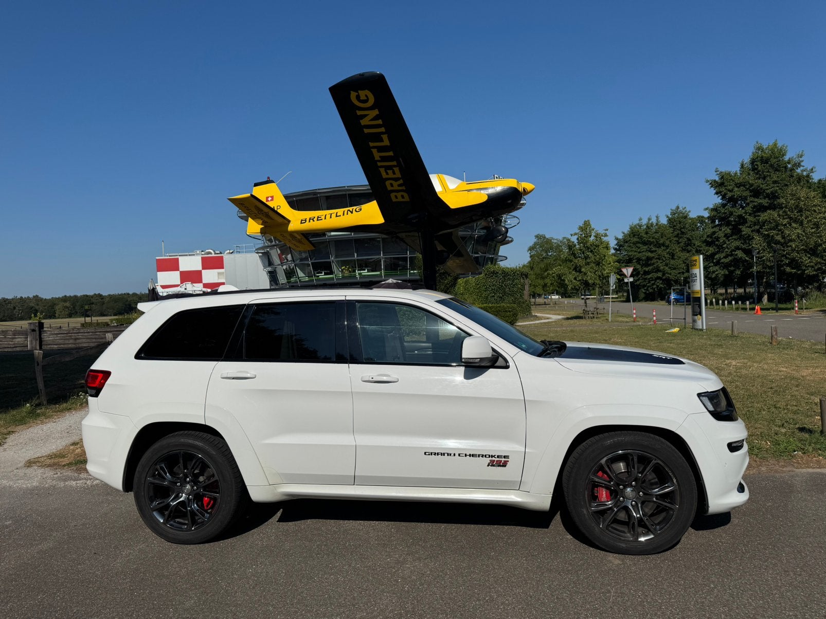 Te koop jeep grand Cherokee srt srt8, Automaat, Wit, 6400 cc, Particulier