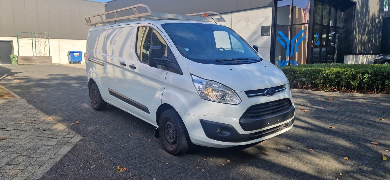 Ford Transit Custom 2.0 Diesel Euro6 2016/12 Long 96 kW, Autos, Achat, 3 places, Boîte manuelle, Noir
