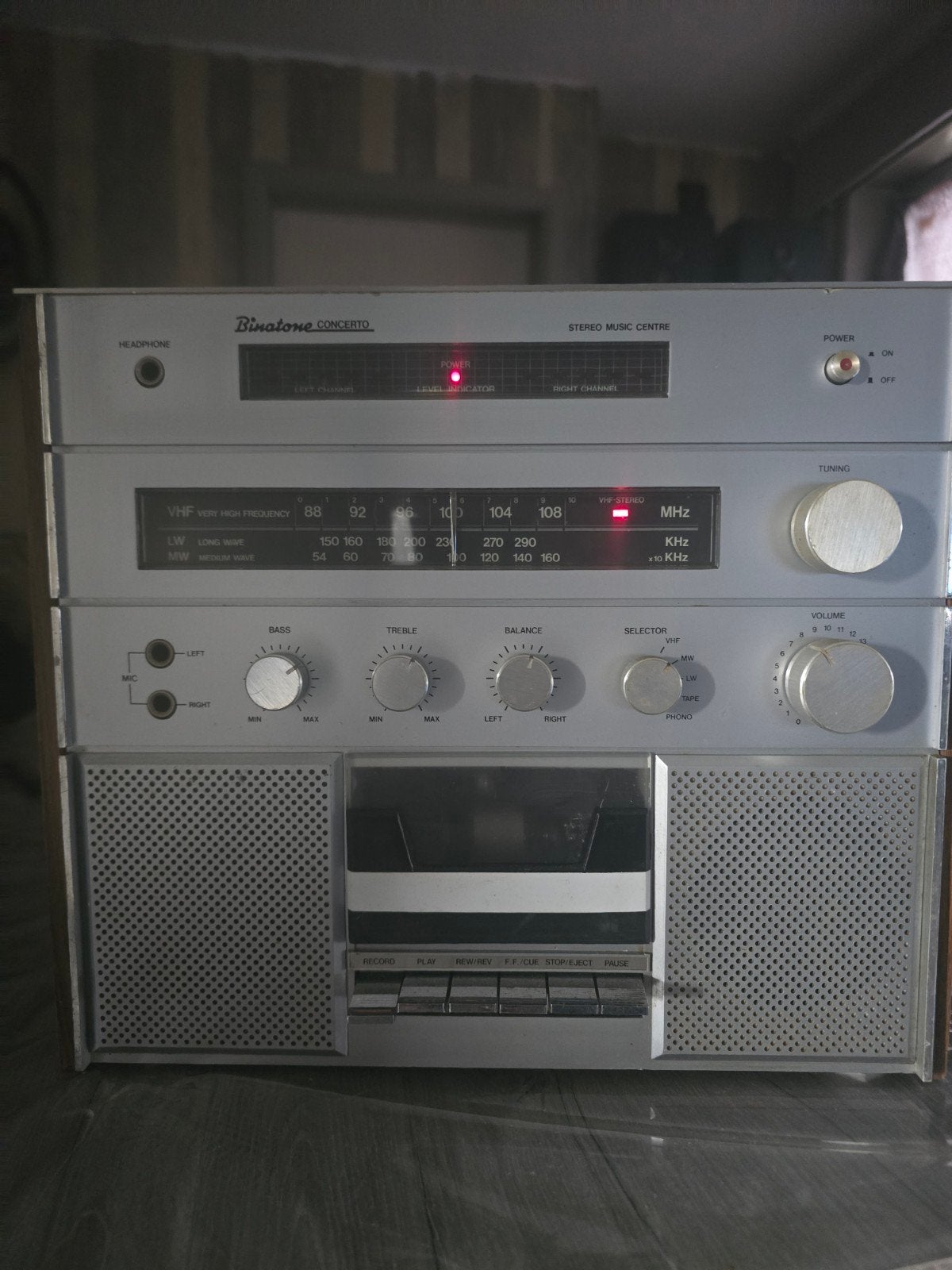Retro stereosetje, Ophalen, Speakers