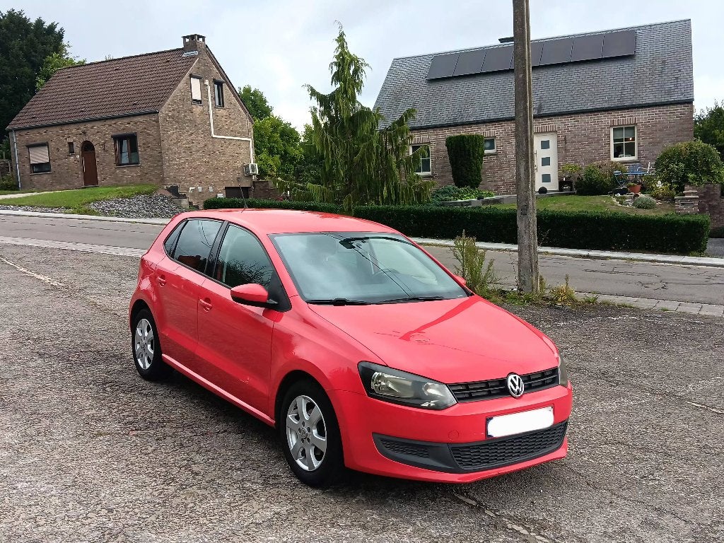 Volkswagen Polo 1.2i essence 2010 Euro 5 Prét à immatriculé, Autos, Rouge, Euro 5, Achat, Boîte manuelle