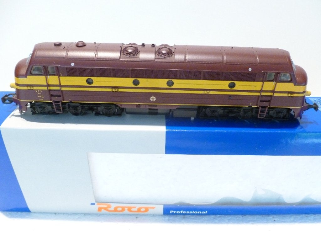 TRAINS HO, Enlèvement ou Envoi, Comme neuf, Roco, Courant continu