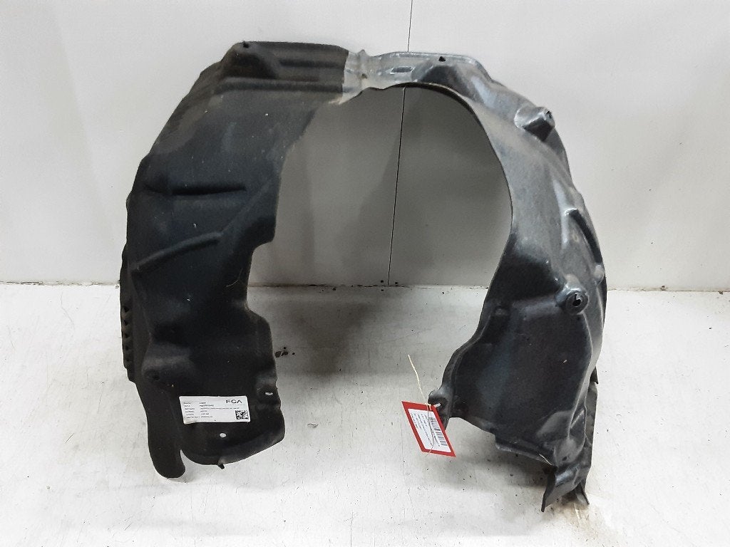 BINNENSPATSCHERM RECHTS VOOR Jeep Grand Cherokee L (WL), Jeep, Gebruikt, Mevr. I. Hauben, Spatbord