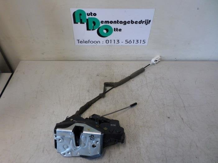 Serrure portière mécanique 4portes avant droite d'un BMW 3, -, 3 mois de garantie, Utilisé, -