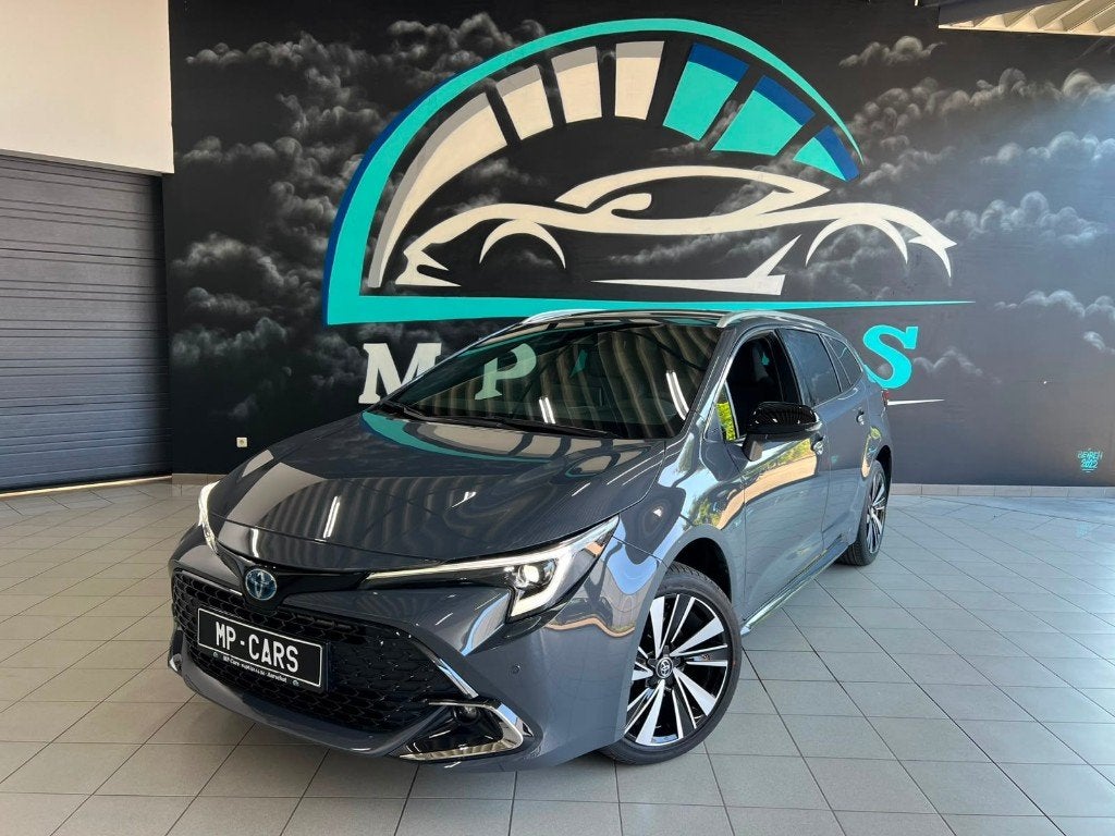 Corolla TS Hybrid 1.8 Style e-CVT, Break, 5 deurs, Zilver of Grijs, Voorwielaandrijving