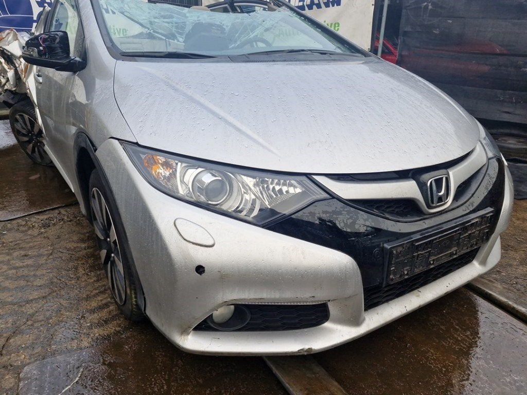 FUSEE AVANT DROITE Honda Civic Tourer (FK) (01-2014/-), Utilisé, Honda