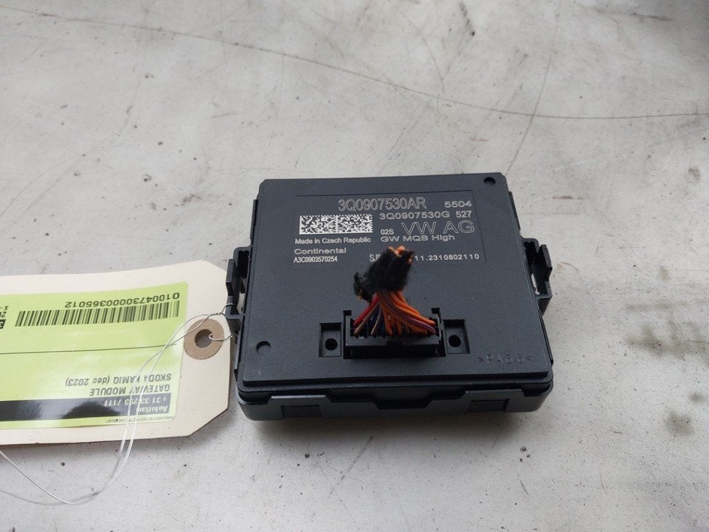 GATEWAY MODULE Skoda Kamiq (01-2019/-) (|3Q0907530AR|), Autos : Pièces & Accessoires, Utilisé, Info@skoda-auto.de, Skoda, Max-Planck-Straße  3-5
64331  Weiterstadt, DE