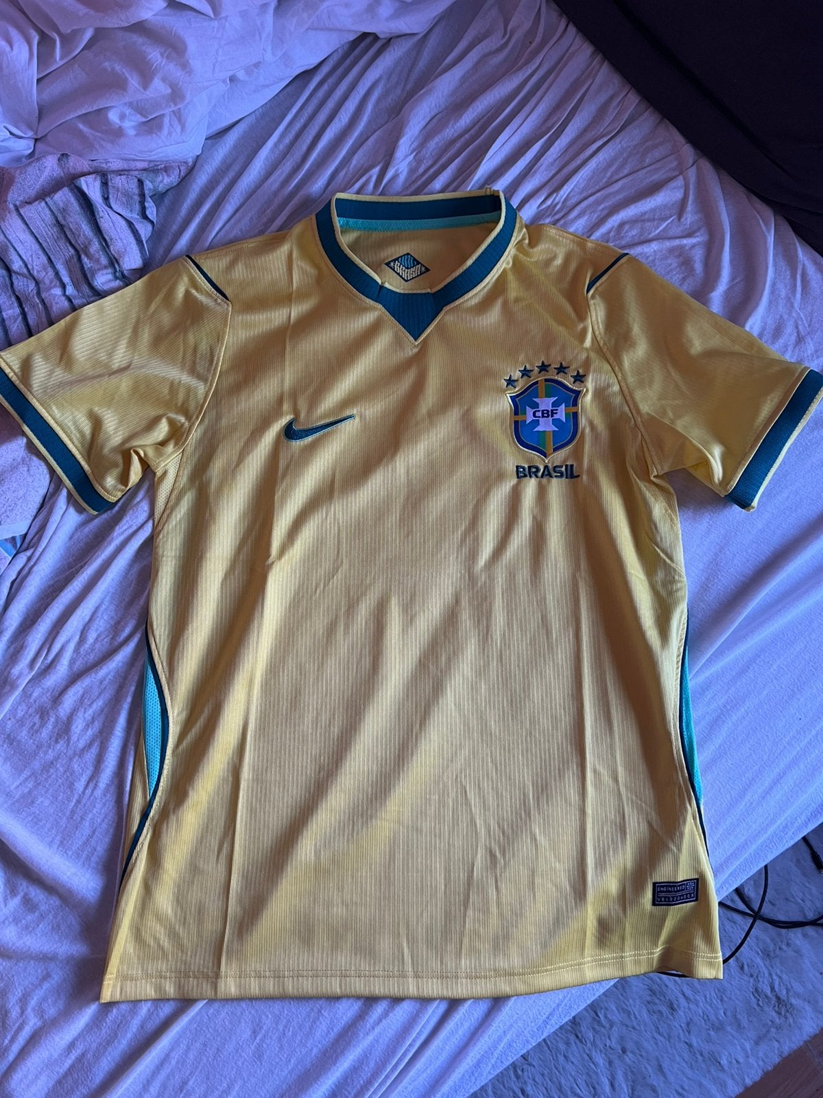 Brazilië voetbaltenue WK2026 - Maat M, Maat M, Verzenden, Zo goed als nieuw, Shirt