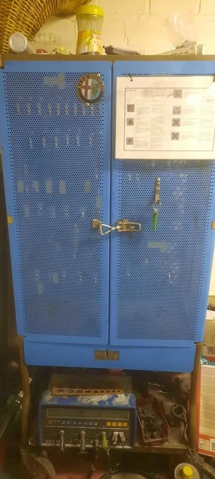 A vendre ancienne servante d'ateliers sur roulettes, Enlèvement, Utilisé