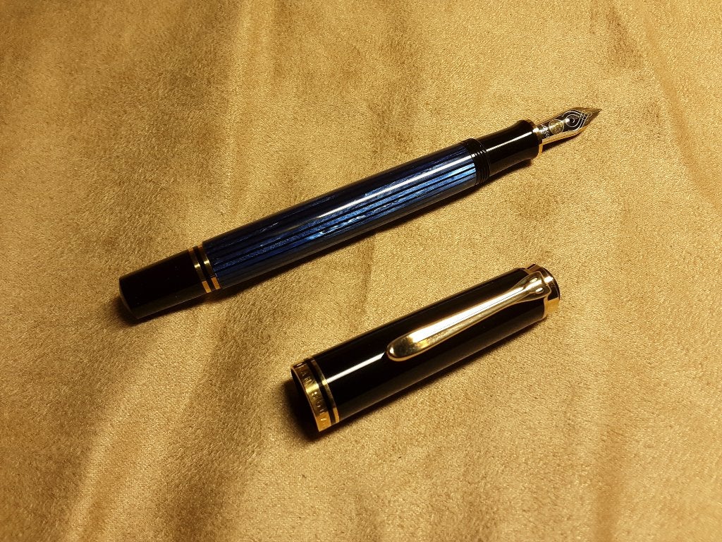 Pelikan Souverain M400 Blue striped FP, Collections, Enlèvement, Neuf, Stylo, Autres marques
