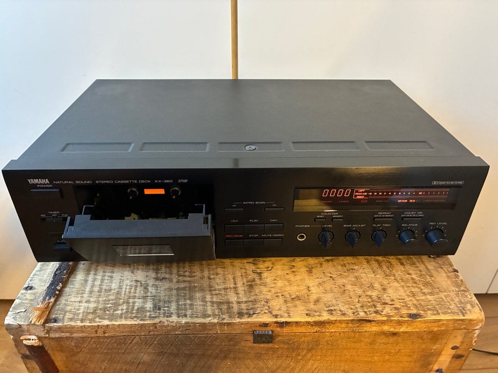 Yamaha Cassettedeck – In absolute nieuwstaat!, Audio, Tv en Foto, Ophalen of Verzenden, Enkel, Tape counter