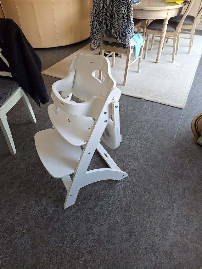 Chaise de table pour bébé avec plateau, Enfants & Bébés, Enlèvement, Utilisé, Chaise évolutive, Plateau amovible