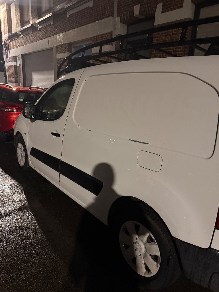 Citroen berlingo 3zit, Voorwielaandrijving, Stof, Zwart, 4 cilinders
