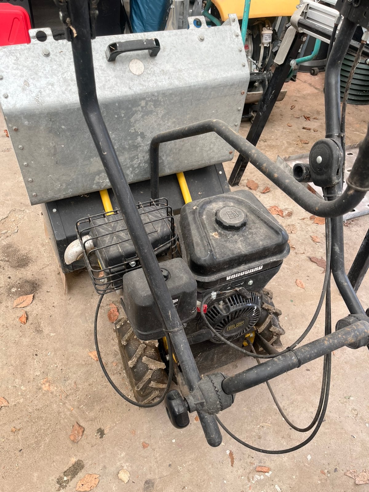 Veegmachine, Jardin & Terrasse, Balayeurs, Enlèvement, Comme neuf