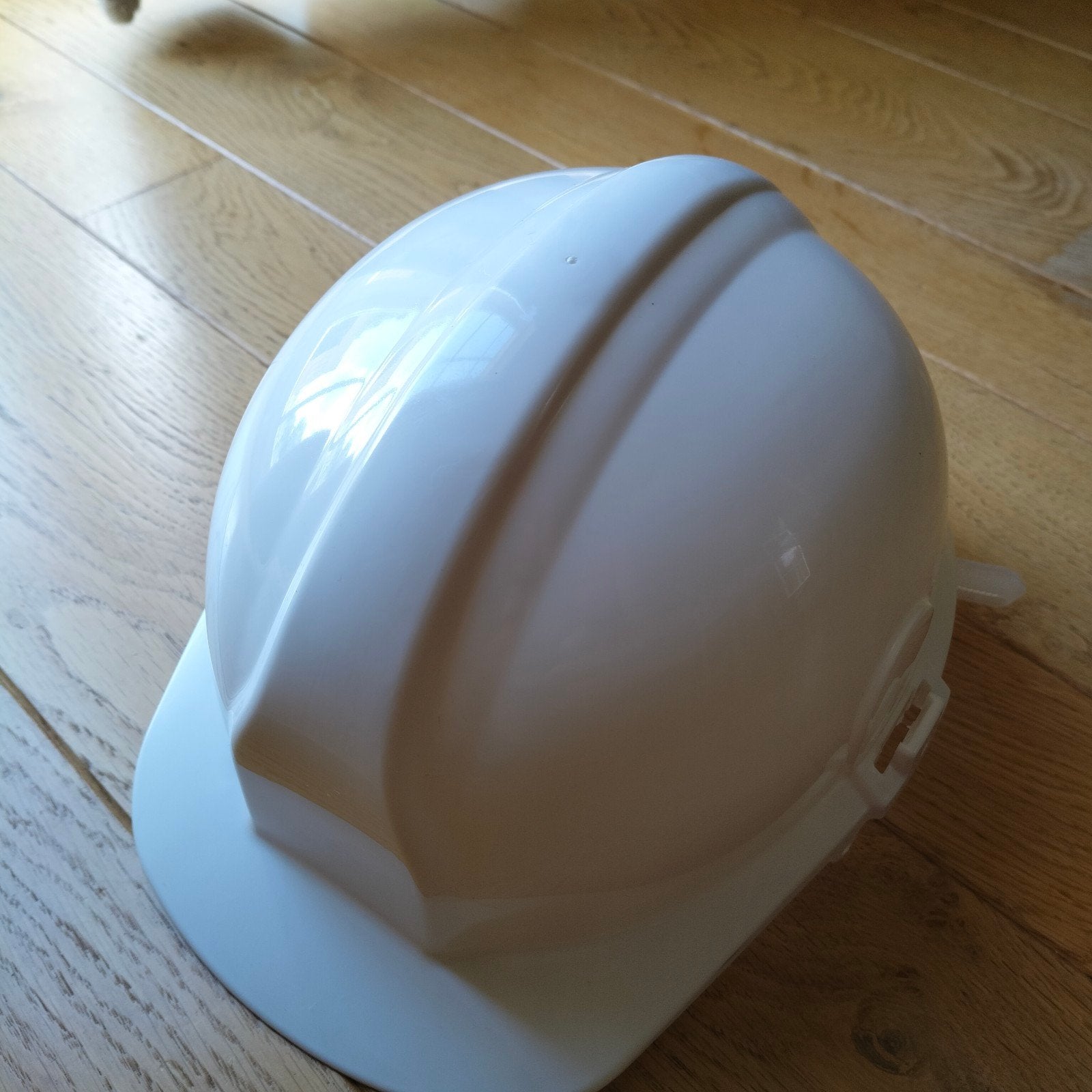 Casque de sécurité neuf., Vêtements | Femmes, Chapeaux & Casquettes, Enlèvement