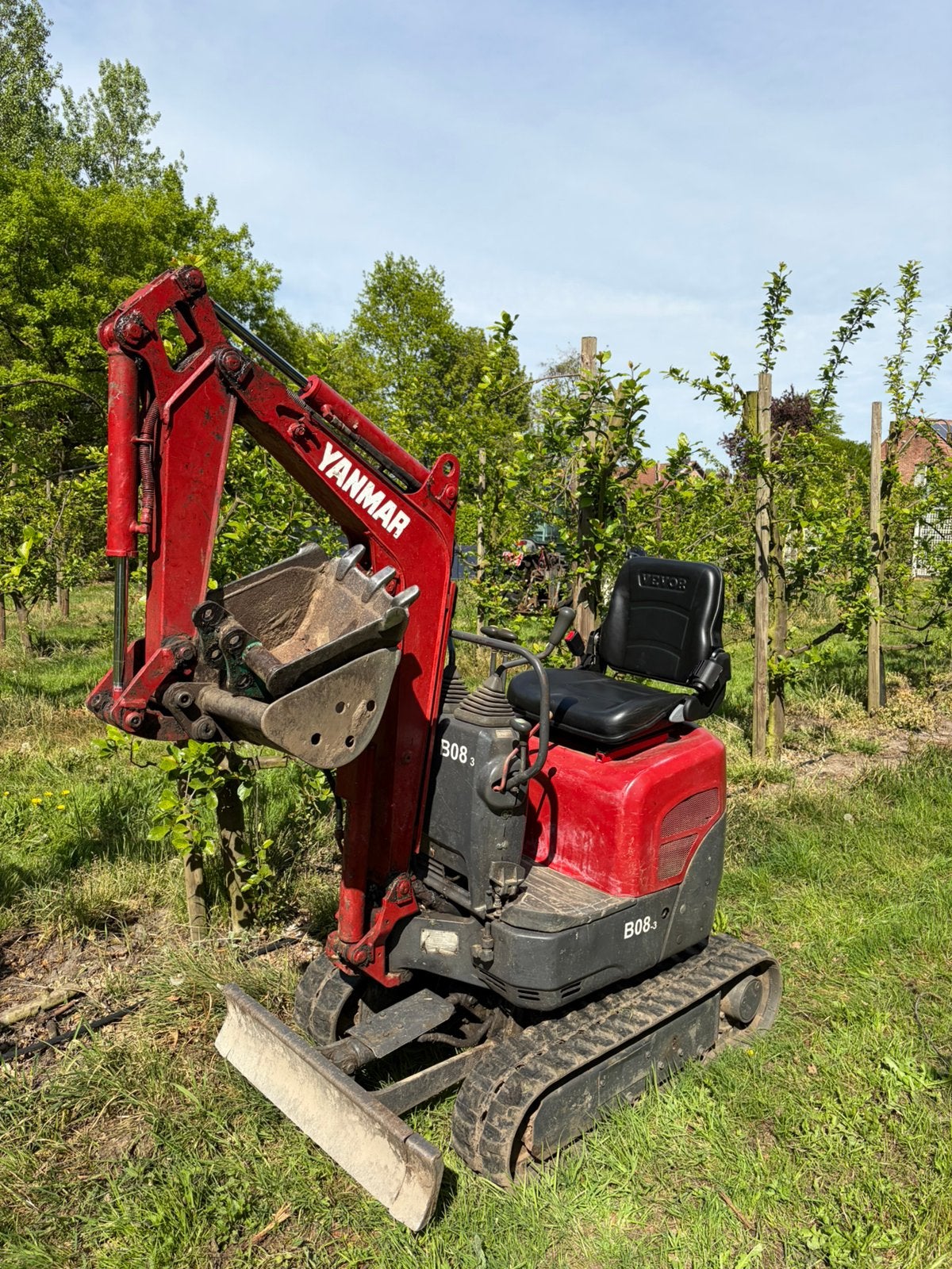 Te huur / huren micrograver Yanmar 1Ton 70 cm breed, Ophalen, Graafmachine