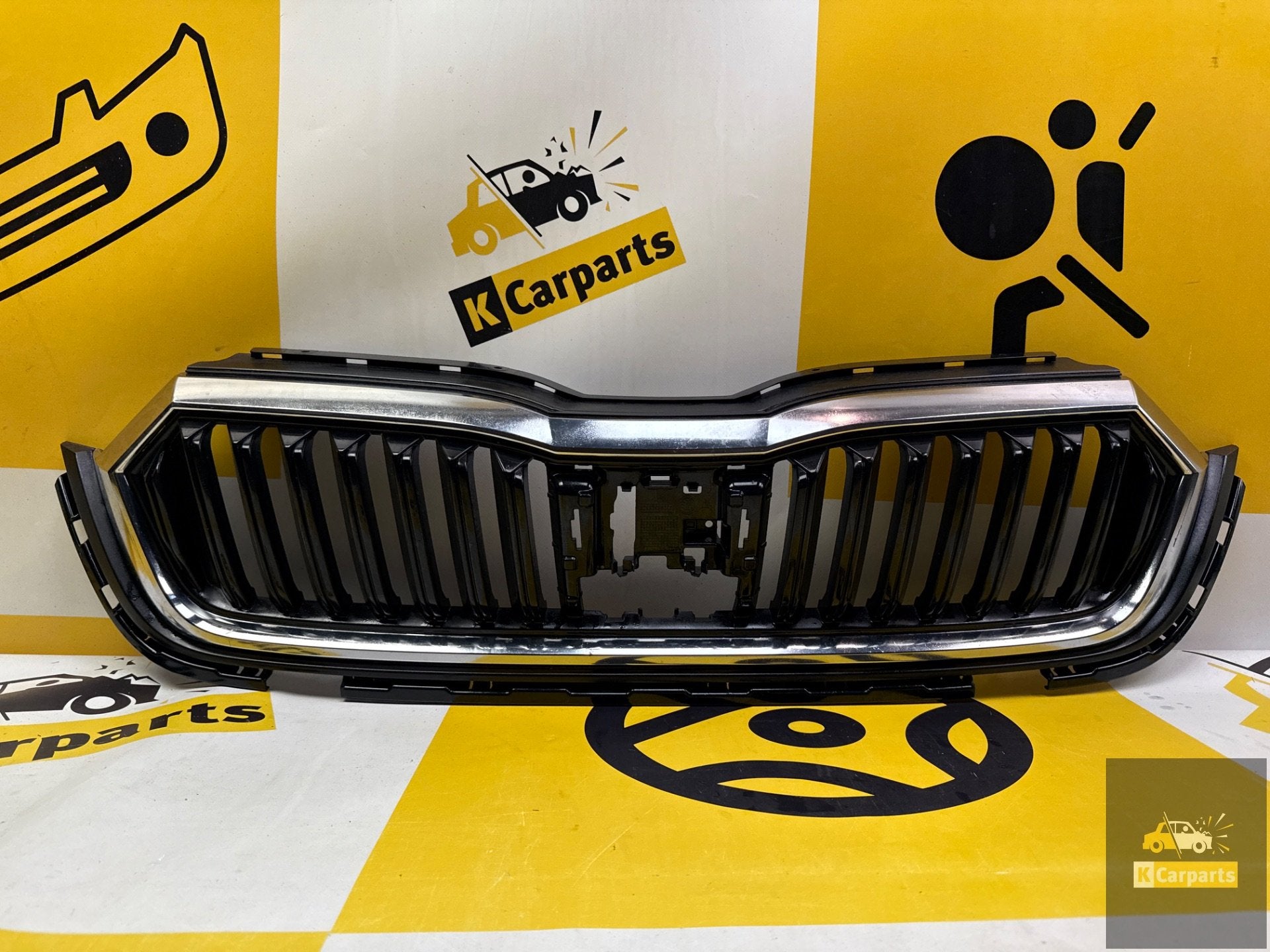 Skoda Octavia 4 Grill Origineel IV 5E3 19-5E3 Grill, Auto-onderdelen, Voor, Tr. Vaclava Klementa 869
293 01  Mlada Boleslav, CZ