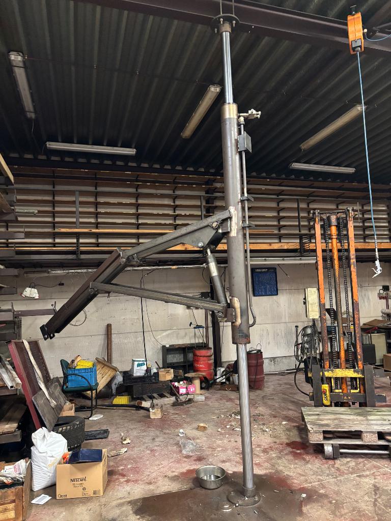 Uitverkoop Hydrauliek, Ophalen