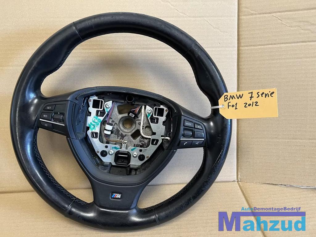 BMW 5 7 SERIE F01 F10 F11 Stuurwiel stuur M-sport, Auto-onderdelen, Petuelring 130
80788  Munich, DE, Gebruikt, Info@bmw.de, BMW