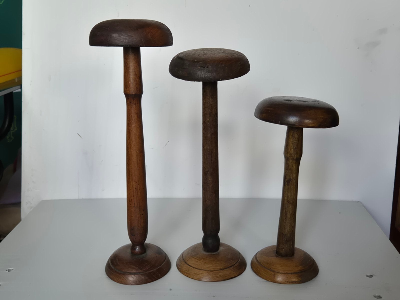 porte chapeau en bois ancien vintage, Antiquités & Art, Enlèvement ou Envoi