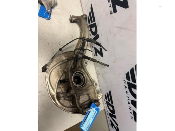 Fusee houder rechts-voor van een Audi A4, -, 3 mois de garantie, Audi, Utilisé