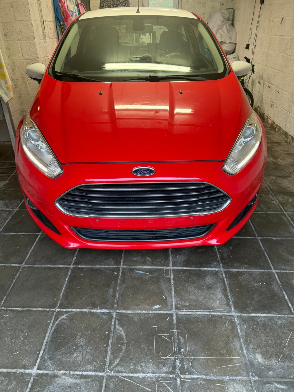 Klaar om de Ford Fiesta 1.0 EcoBoost 2015 te registreren, Auto's, Automaat, Particulier, ABS, Te koop
