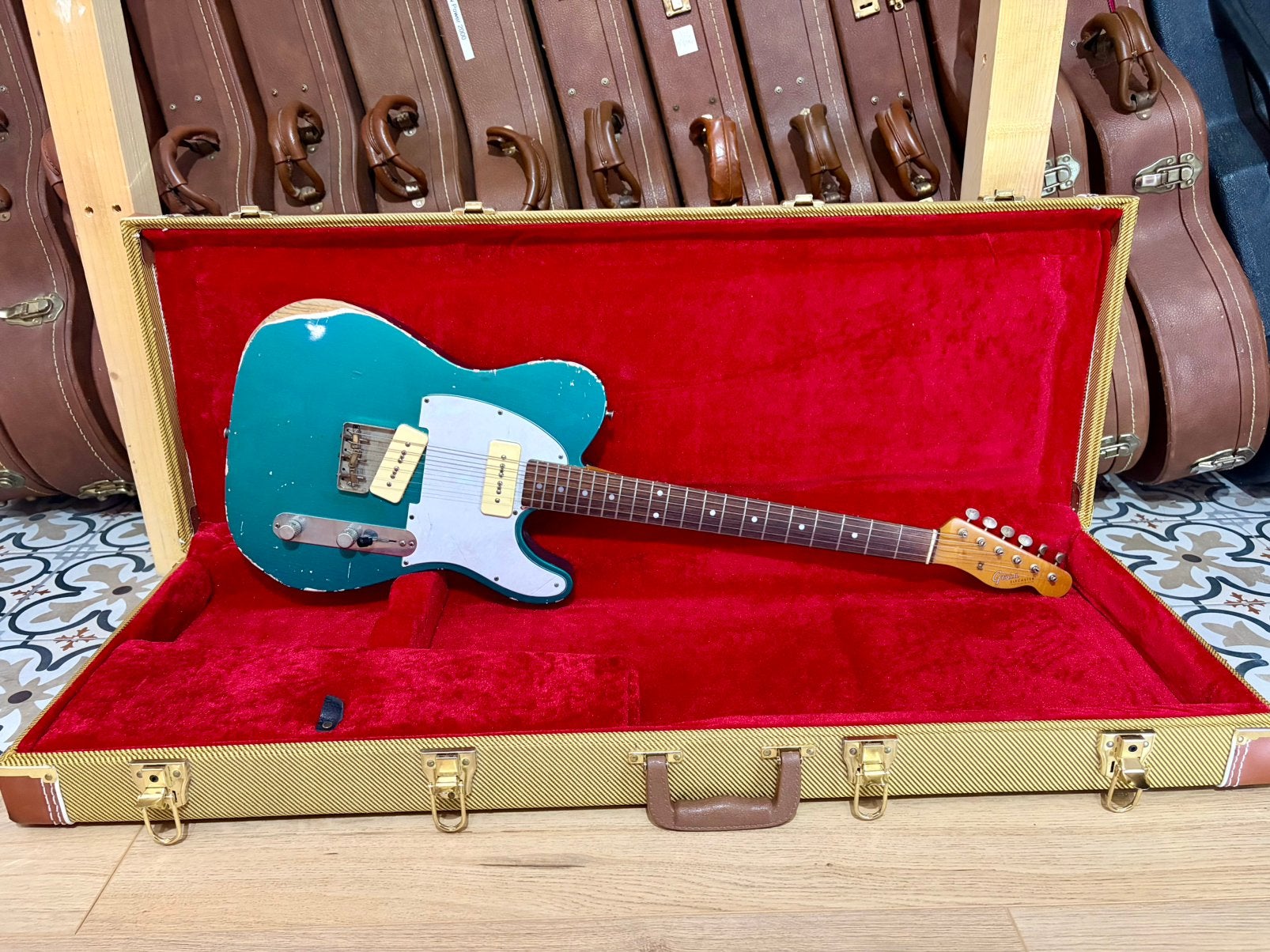 Gosia Elfcaster ocean turquoise P90 telecaster, Enlèvement, Comme neuf