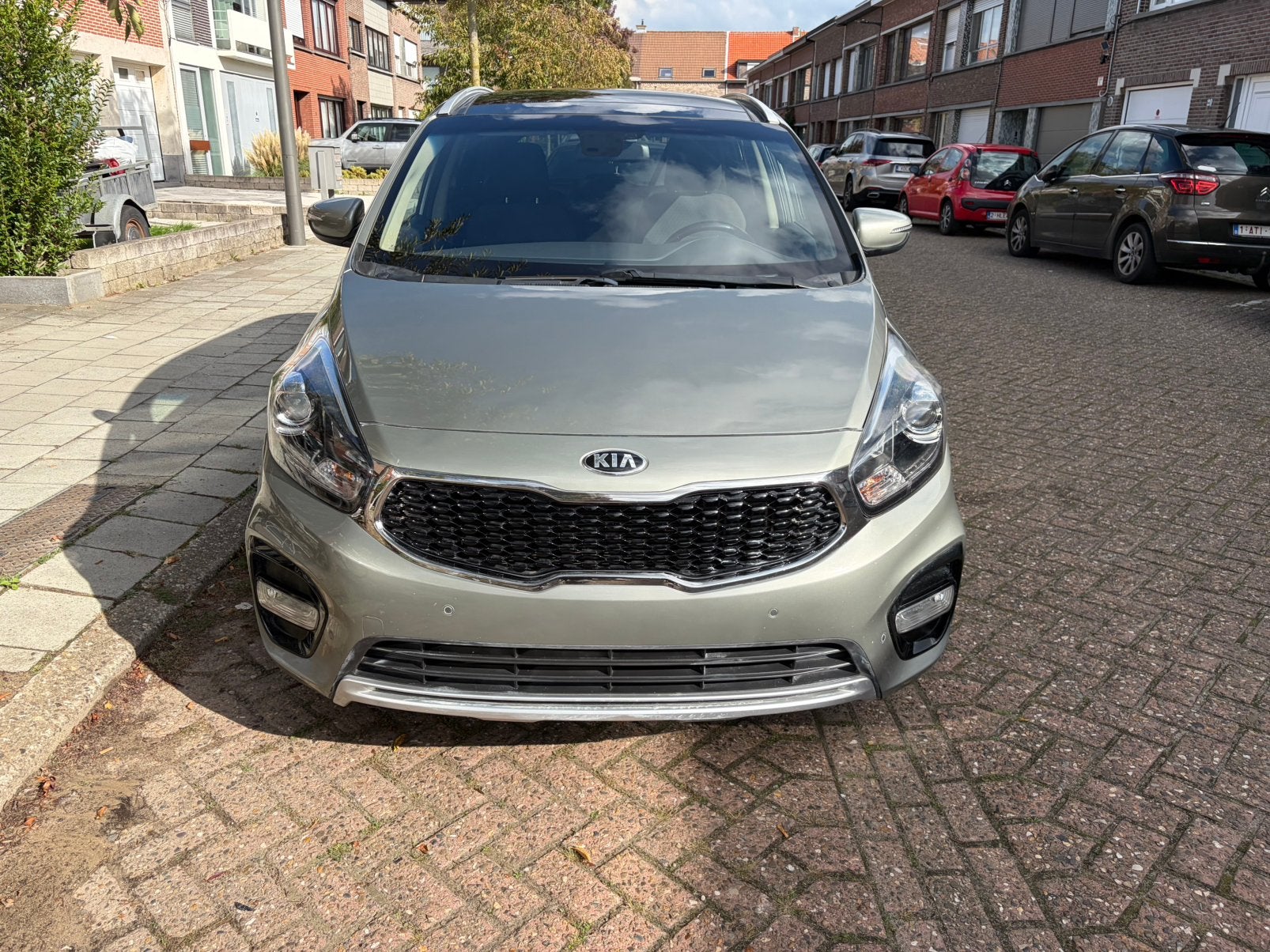 Kia carens 1.7L 2017 7 plaatsen 165 000km, Auto diversen, Ophalen, Kia, Beige, 1700 cc