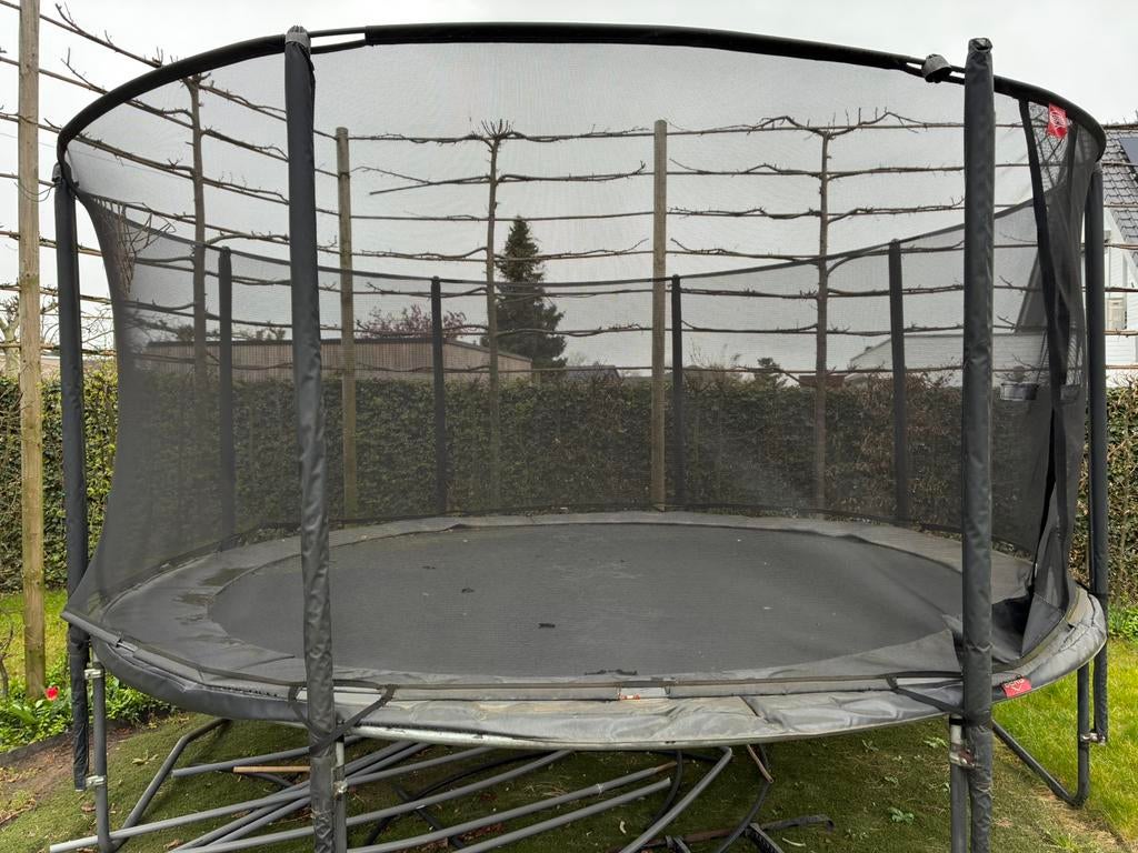 Berg trampoline jumping style diameter 425cm, Kinderen en Baby's, Speelgoed | Buiten | Trampolines, Ophalen, Gebruikt