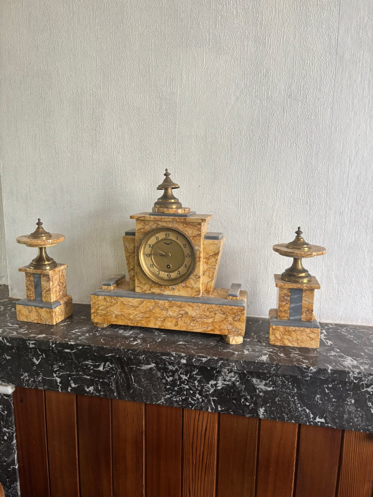 Marmeren Art deco mantelklok, Enlèvement