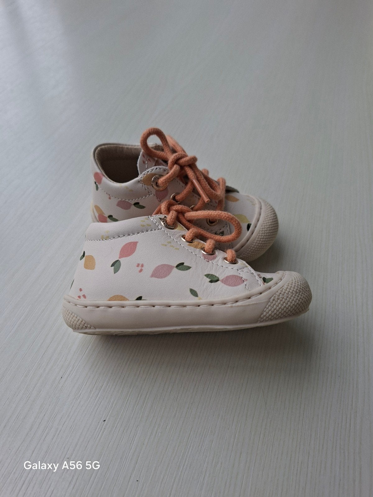 Nieuwe kruip, loop babyschoentjes van Naturino, Ophalen, Schoentjes, Meisje, Nieuw