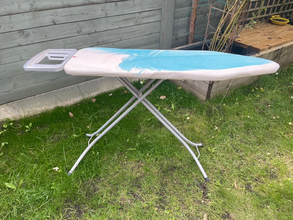Brabantia strijkplank, Elektronische apparatuur, Strijkijzers en Strijkplanken, Ophalen, Zo goed als nieuw