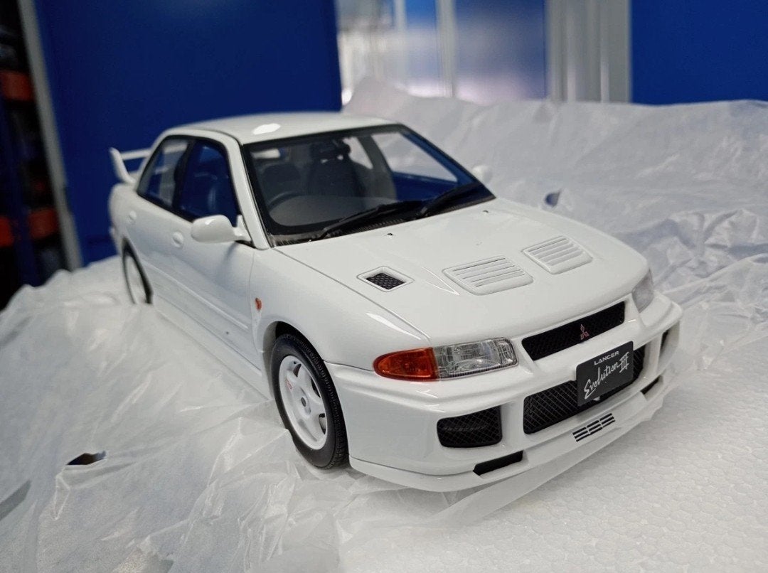 Mitsubishi Lancer Evo 3 OTTO OT1065 Neuve, Enlèvement ou Envoi, Neuf, Voiture, OttOMobile
