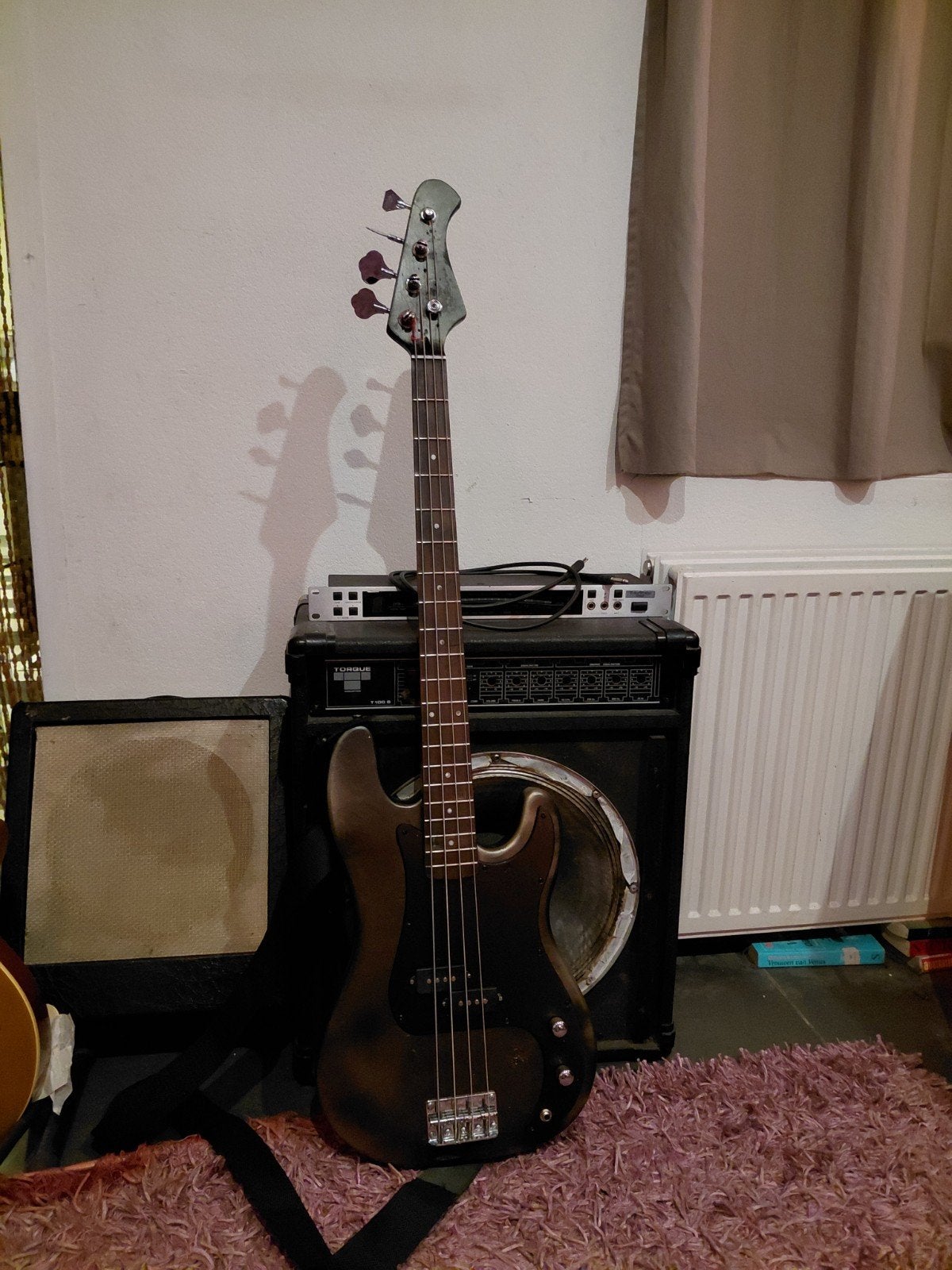 Nouveau câblage complètement révisé de la base P du Fender !, Musique & Instruments, Instruments à corde | Guitares | Basses, Enlèvement ou Envoi