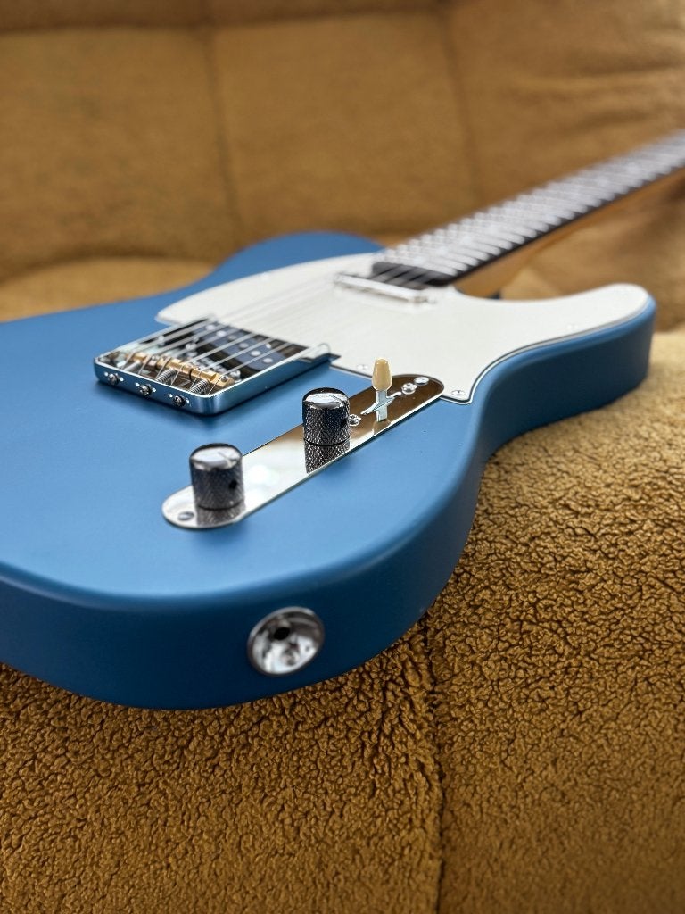 LAGHI custom shop telecaster, Ophalen of Verzenden, Zo goed als nieuw, Solid body, Overige merken