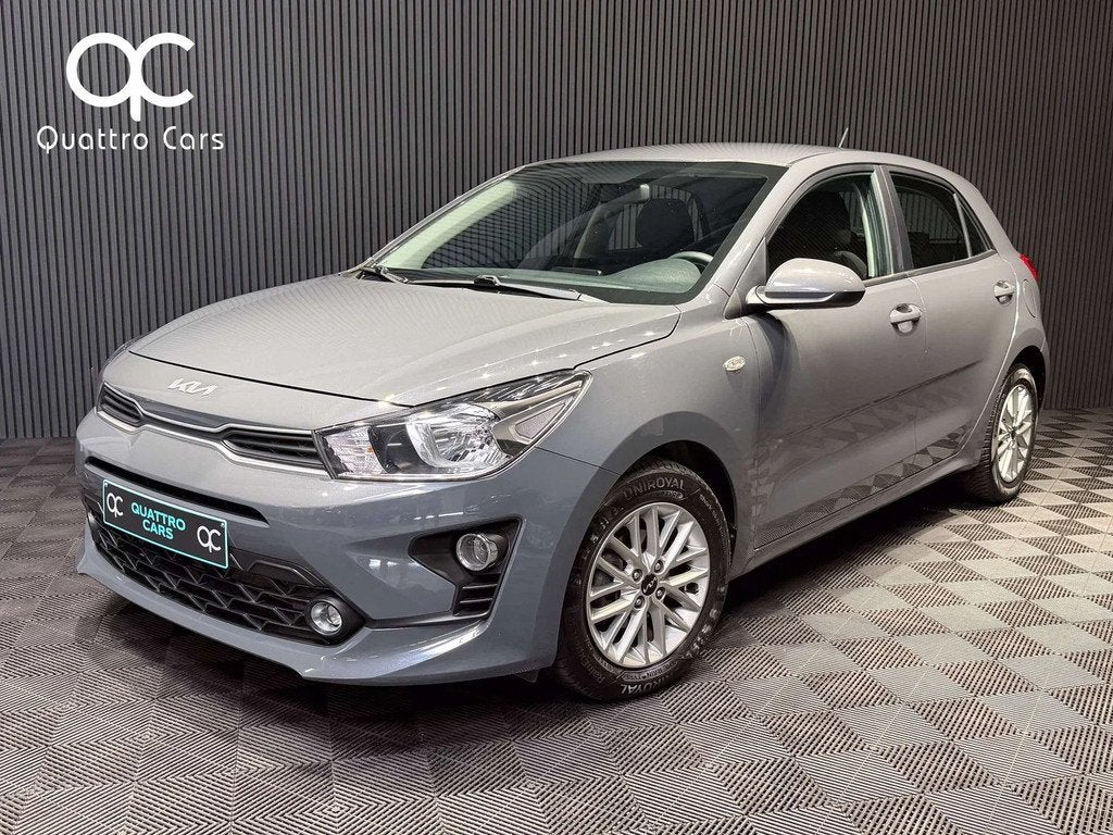 Kia Rio 1.2i / Car play / Camera / Clim / 1e Main, Autos, Argent ou Gris, Euro 6, Entreprise, Boîte manuelle