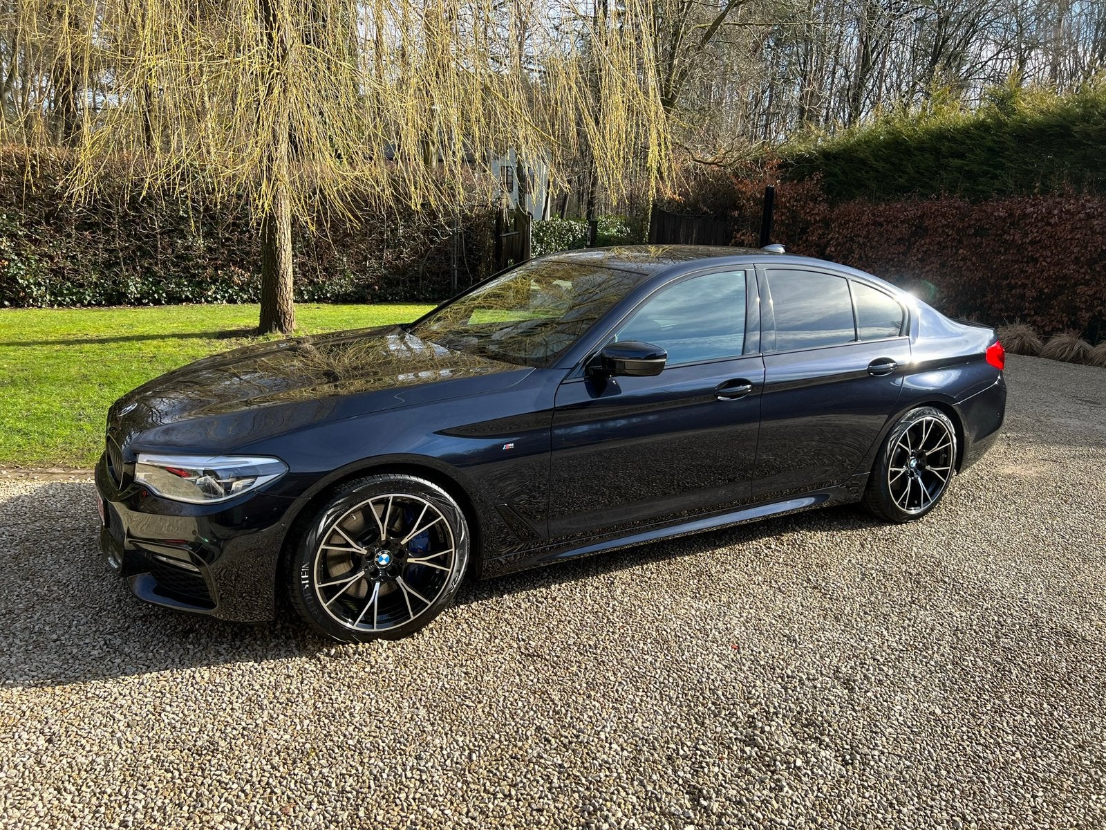 BMW 540i xdrive met originele M performance uitlaat, Auto's, BMW, Automaat, 4 deurs, Euro 6, Blauw