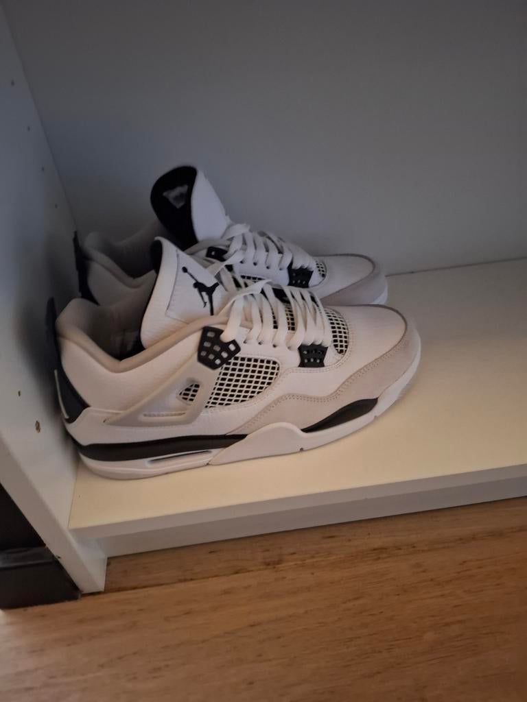 Air jordan 4 maat 44 nieuwstaat, Ophalen