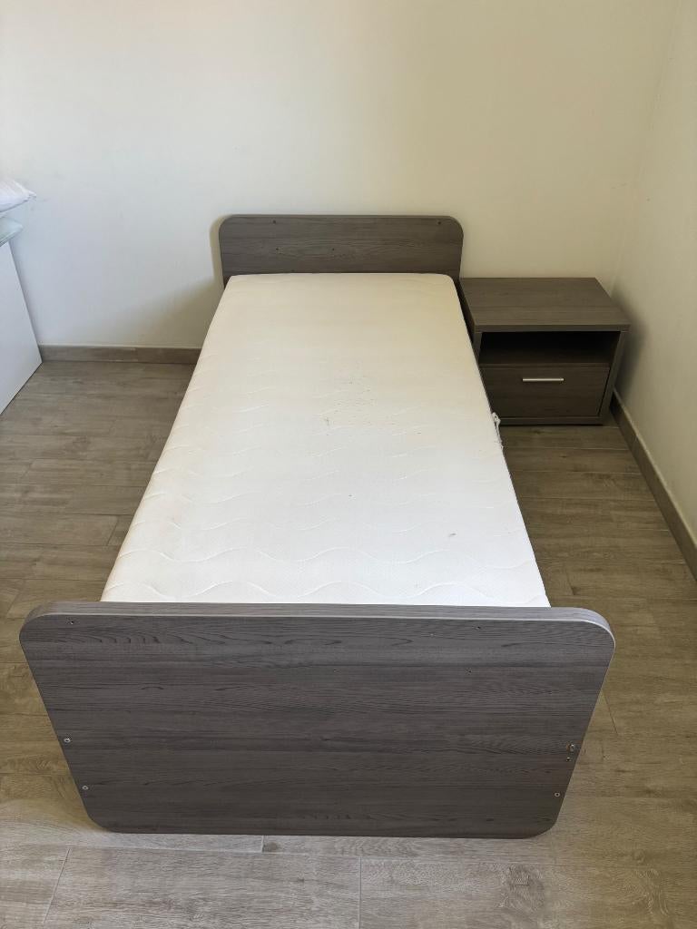 Lit, 85 à 100 cm, Enlèvement, Matelas, 180 cm ou plus