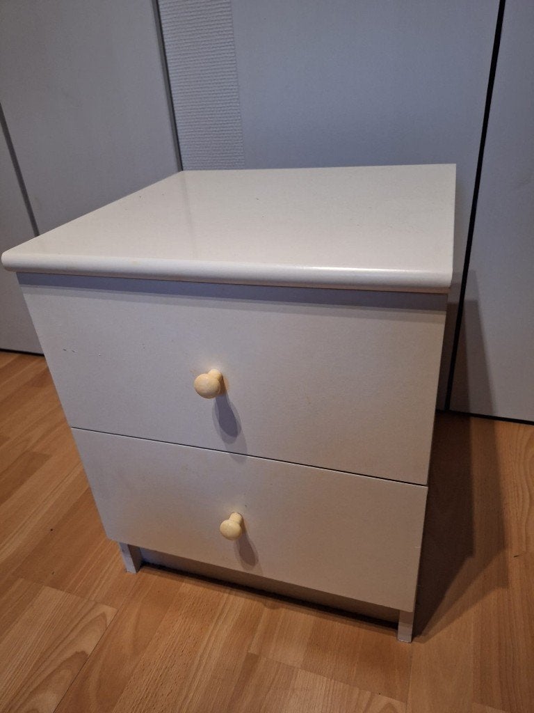 IKEA nachtkastje, Ophalen, Minder dan 45 cm, Zo goed als nieuw, Minder dan 55 cm