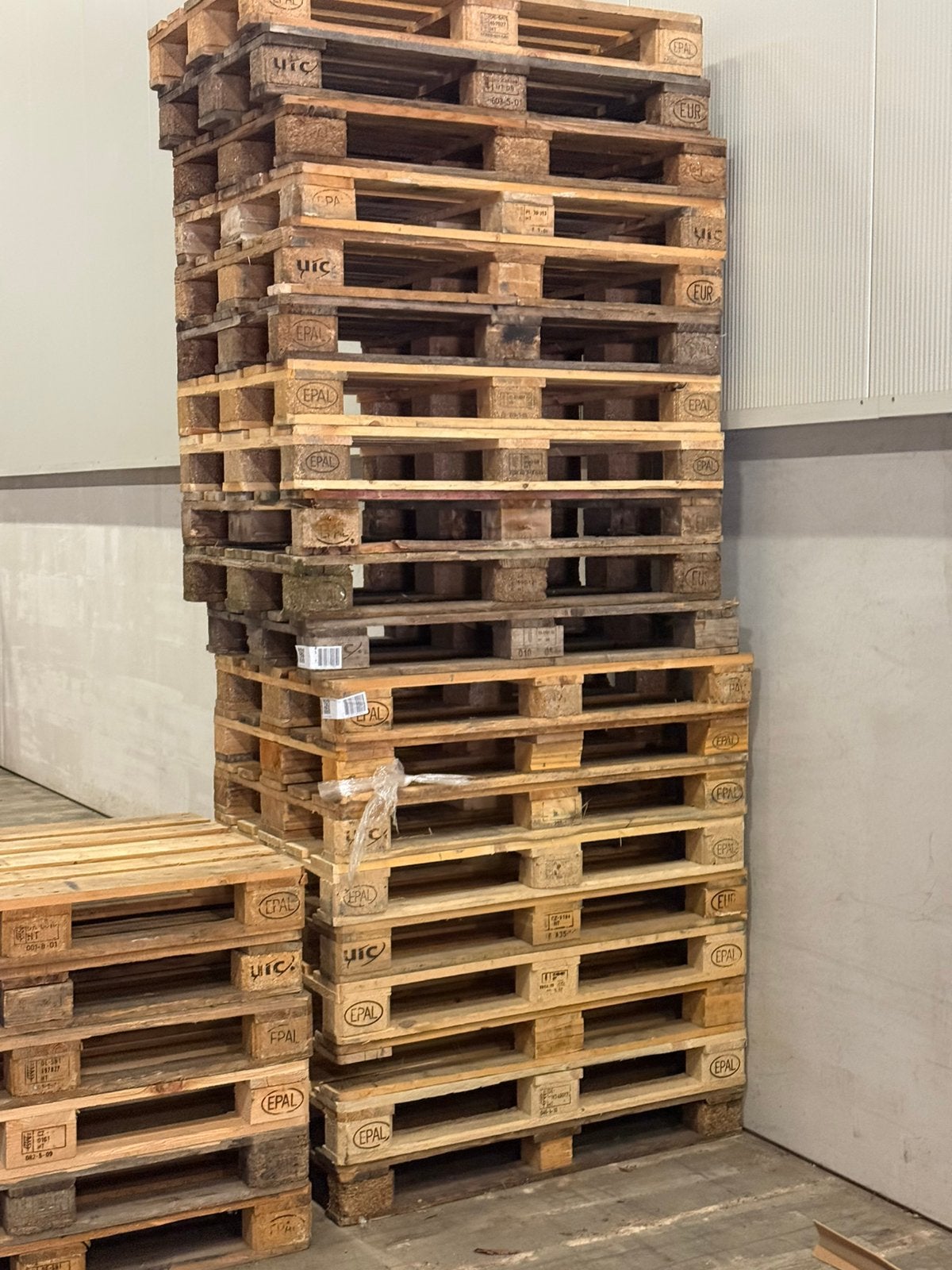 25 x Europallets ( 10€ per stuk ), Ophalen, Gebruikt