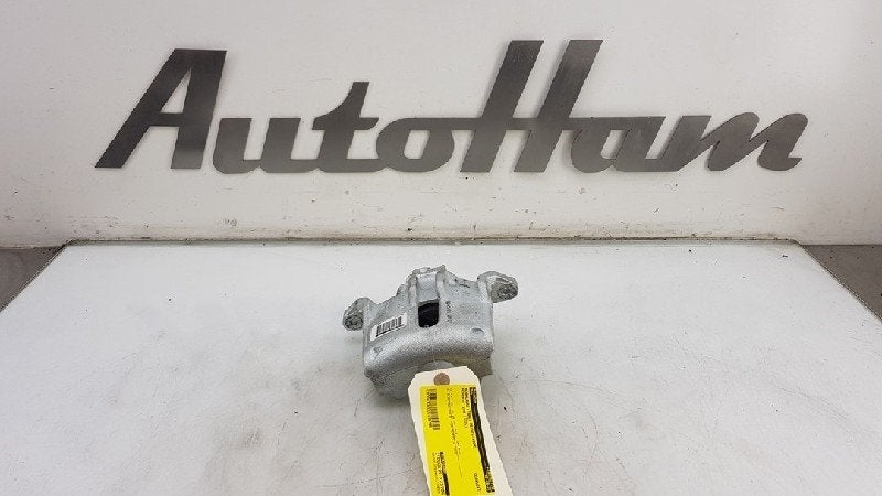 REMKLAUW RECHTS VOOR Peugeot 208 II (UB / UH / UP), Kontakt-peugeot@peugeot.com, Gebruikt, Peugeot Deutschland GmbH, Bahnhofsplatz
65423  Rüsselsheim, DE