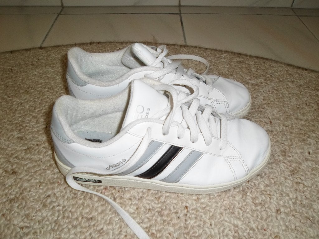 Dames sneakers Adidas, Kleding | Dames, Schoenen, Adidas, Ophalen, Gedragen, Sneakers