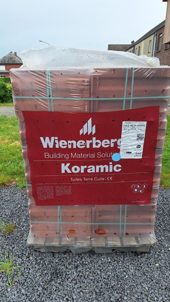 Tuiles Wienerberger rouges, Enlèvement
