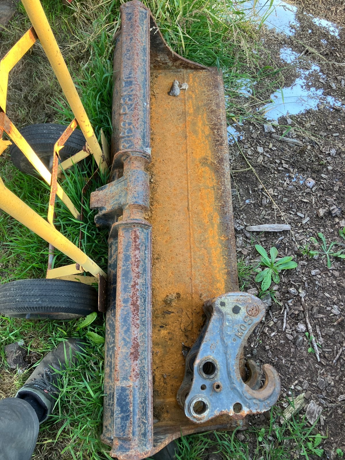Graafbakken met snelkoppeling kubota 2 ton (kx19-4), Zakelijke goederen, Ophalen, Graafmachine