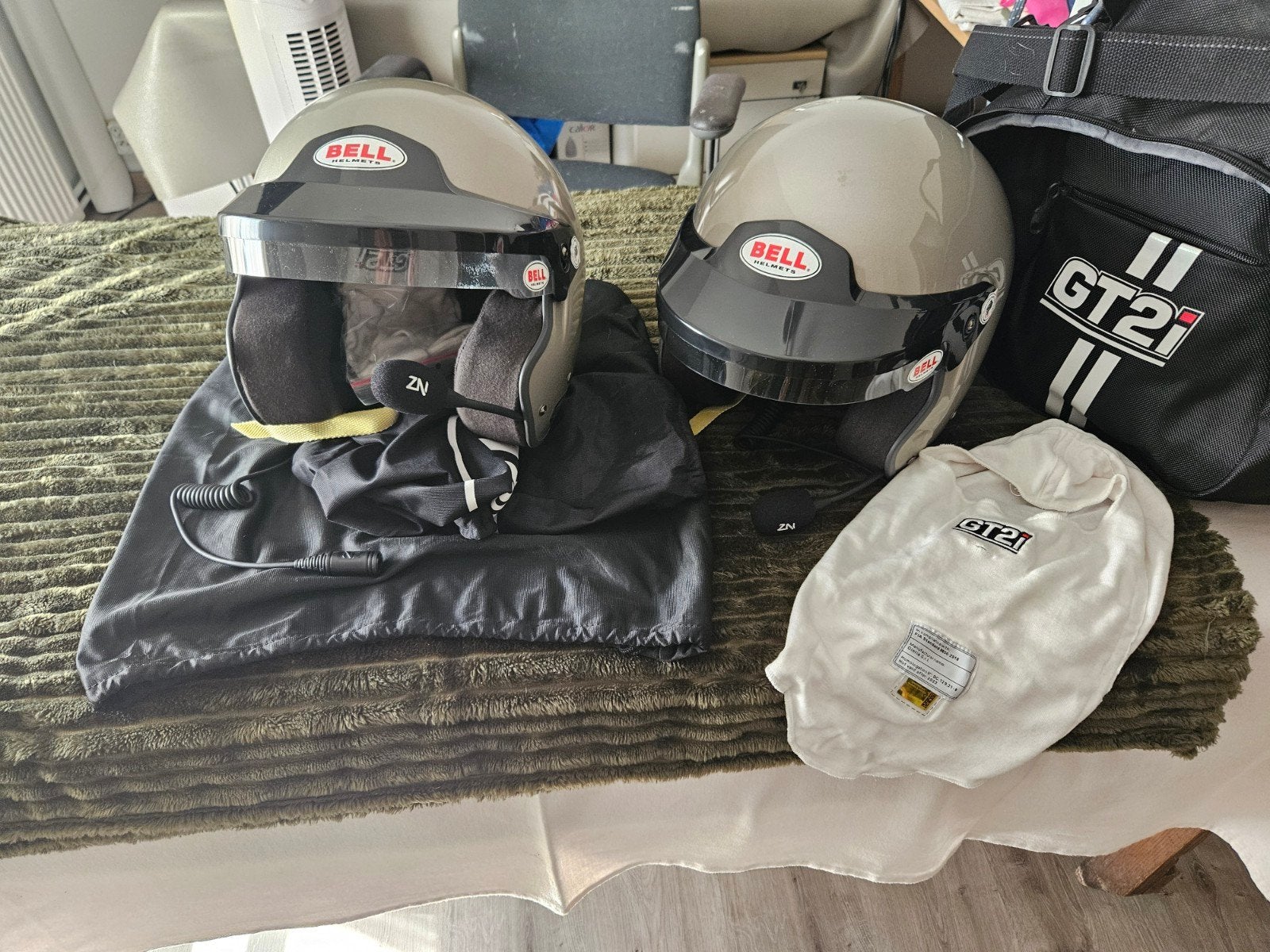 casques rallye, Enlèvement