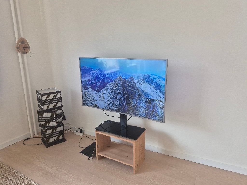 Philips tv with ambient lighting (49PUS6401/12), Ophalen, Philips