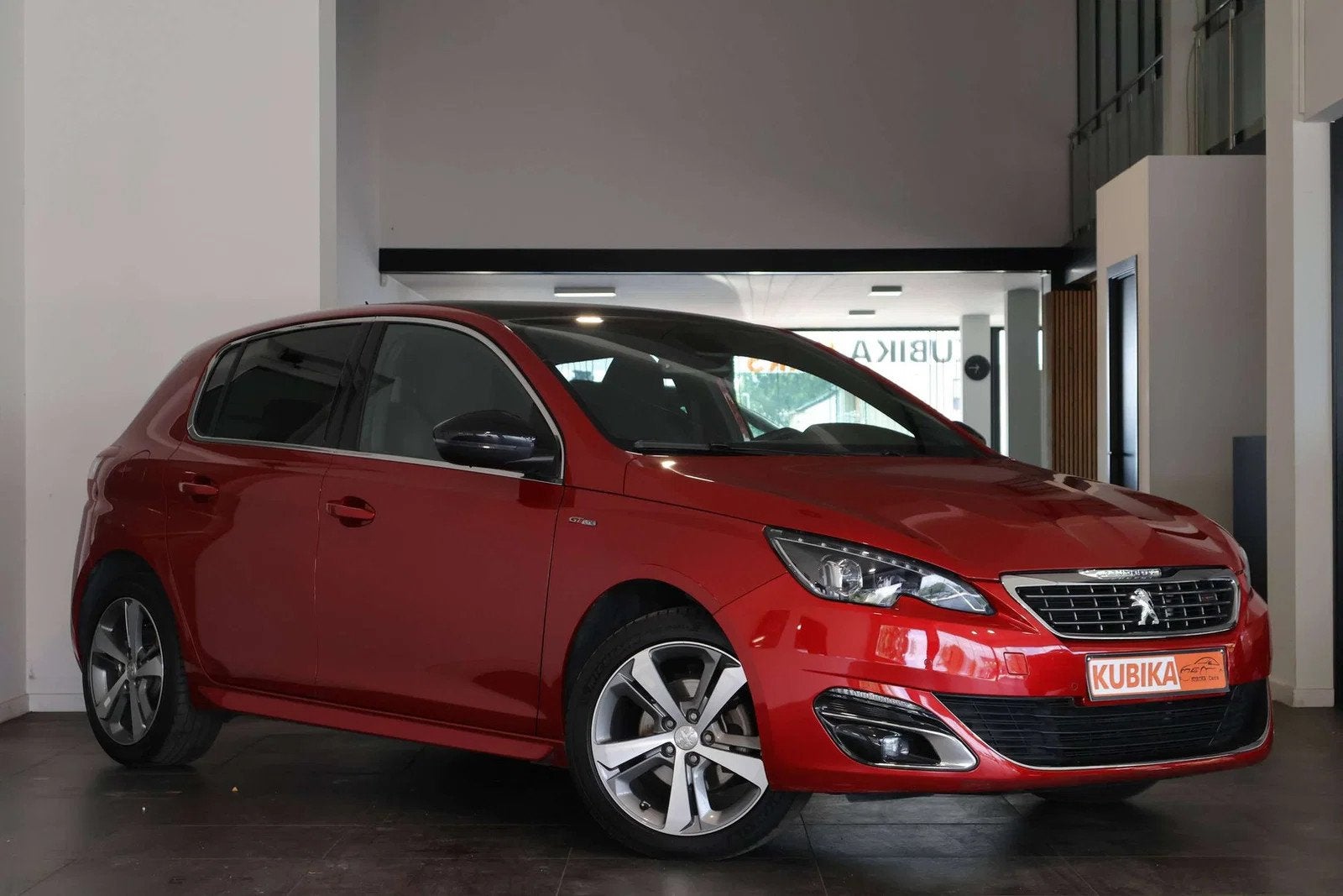 Peugeot 308 308 1.2 PureTech GT Line CruiseC Pano LED Garant, Autos, Rouge, Achat, Euro 6, Entreprise